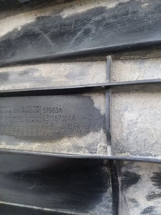 Suport baterie 2.0 crd dodge caliber 05115730aa