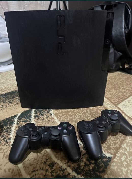 Playstation 3 Slim sotiladi 4 ta pult (3 ta komplekt bor)