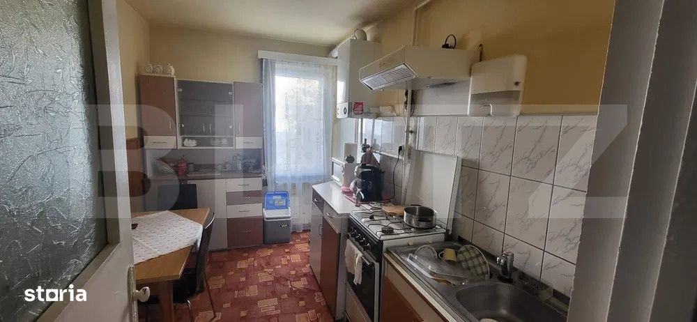 Apartament 3 camere, 72 mp, zona Reghin