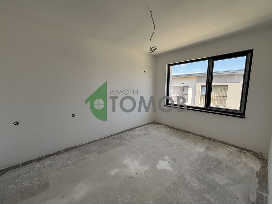 Продава се Къща в с. Богомилово, Област Стара Загора - 100 кв.м за 1800 €/кв.м - Снимка #11