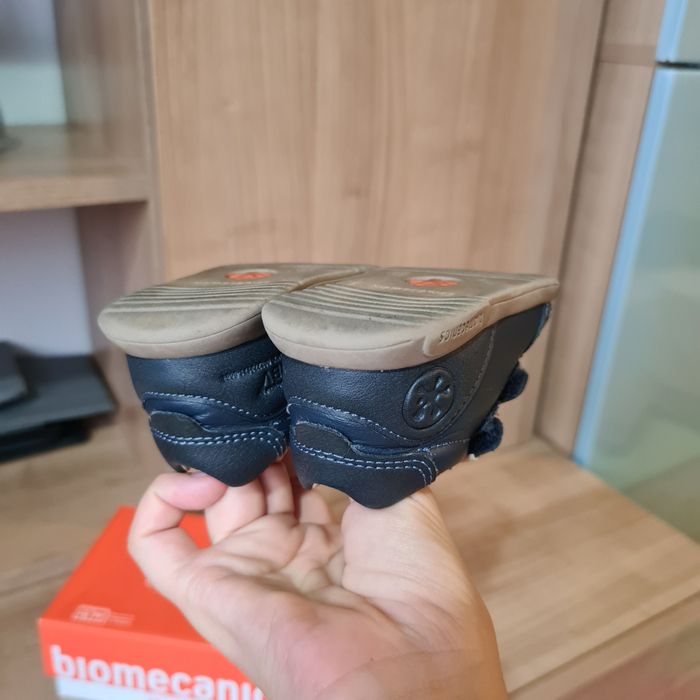 Pantofi Biomecanics, 20