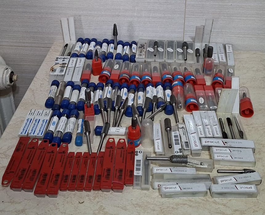 Scule Profesionale prelucrări–Freze, Cuțite Strung, Tarozi, Lame poldi