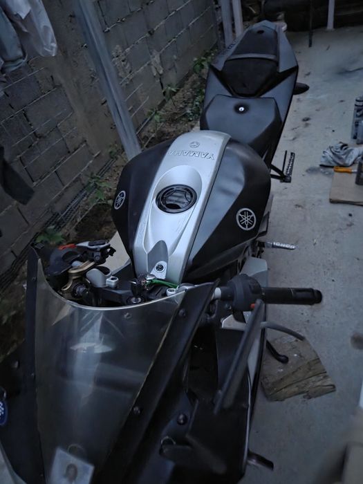 Yamaha YZF 125 r
