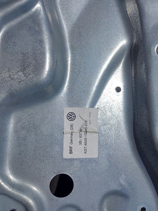 Преден ляв механизъм за пасат б5 б5.5