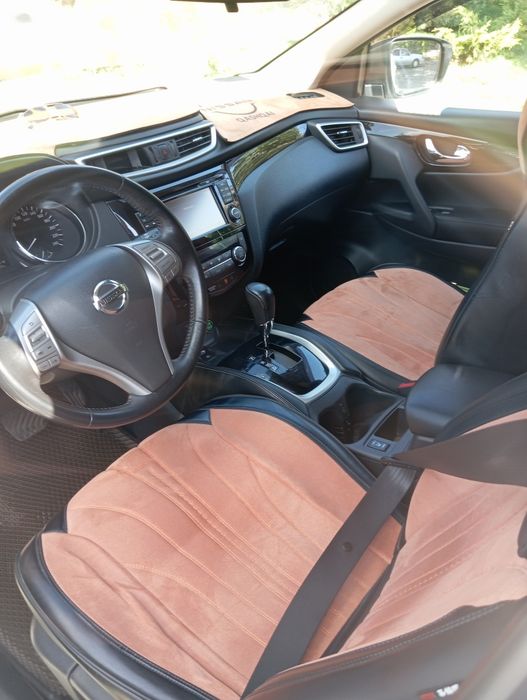 Ниссан Кашкай автомобиль