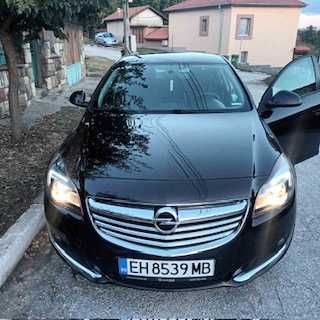Лек автомобил Opel Insignia