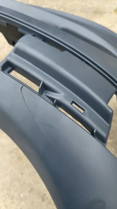 Предна броня за w211