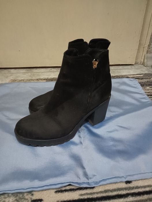 Велурени дамски боти р-р 37