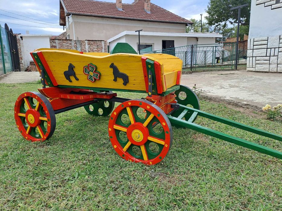 Дървена декоративна Каручка