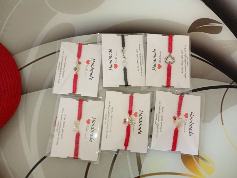 Mărțișoare  brățări împletite