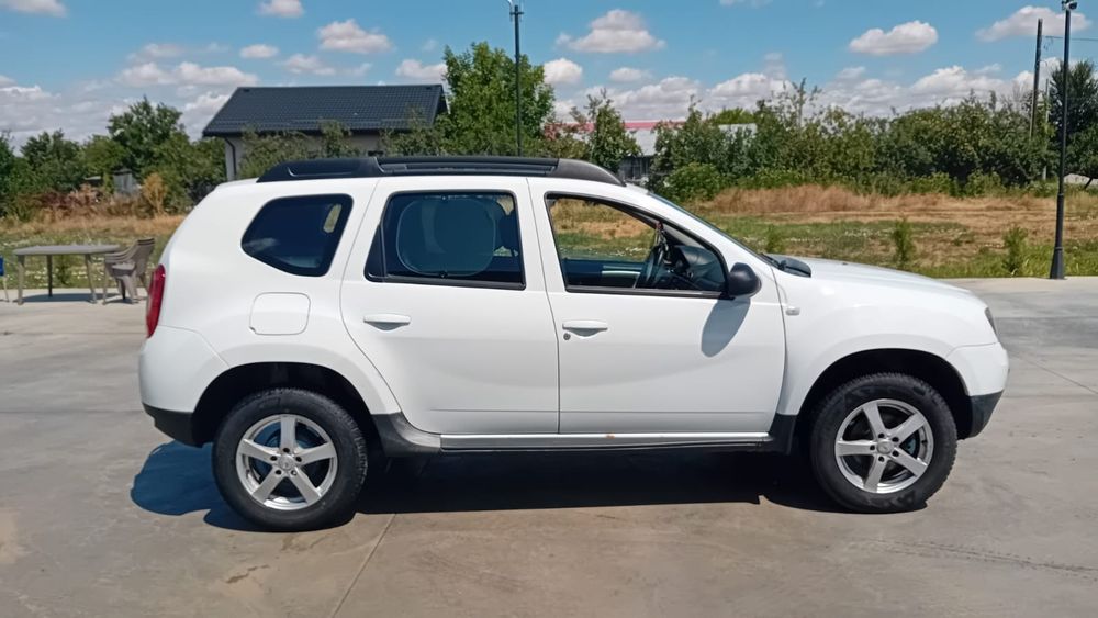 DACIA Duster 2013 — imagine 3