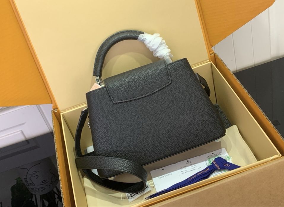 Дамкса чанта Louis Vuitton