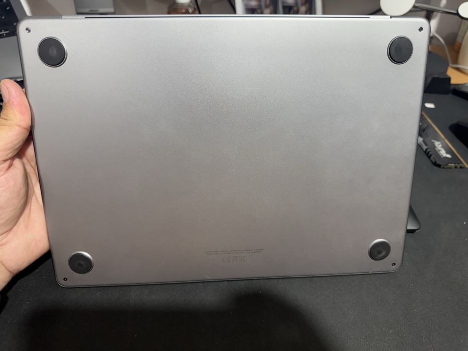 Macbook Air 13.6” M2 16/256