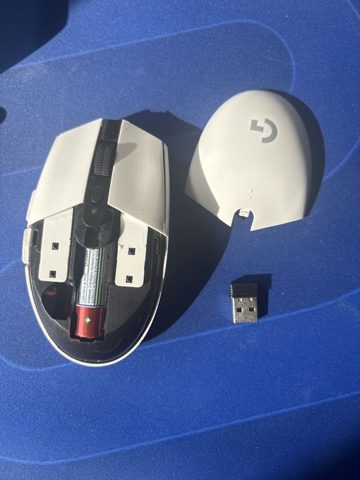 Мышька logitech lightspeed g304