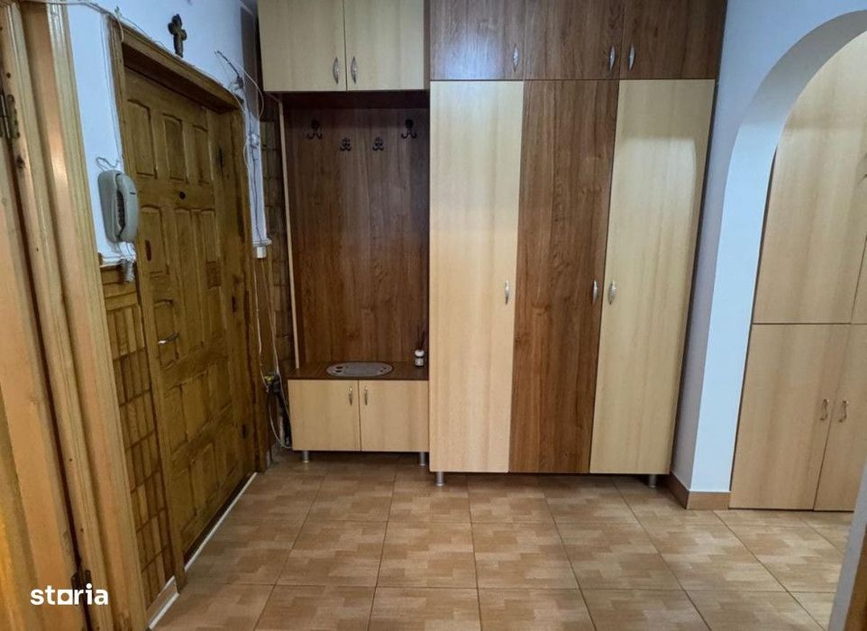 Apartament 2 camere Nicolina , 50 metri, etaj 4 Cod:163125
