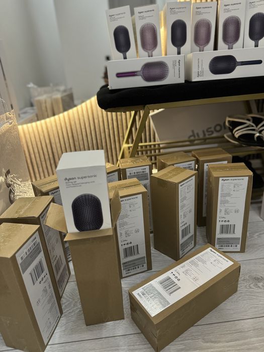 Dyson расчески