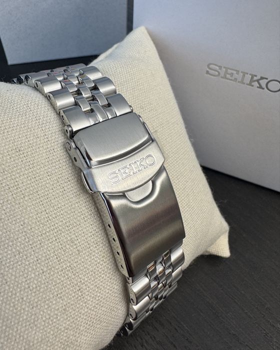 Seiko 5 Sports GMT - nou, cu etichetă