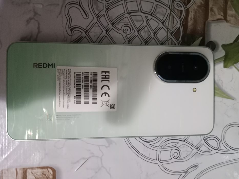 Продам телефон новый