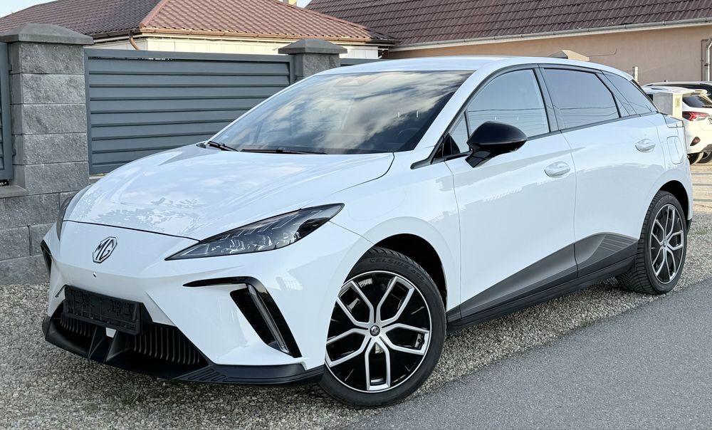 MG 5  2023  Electric.