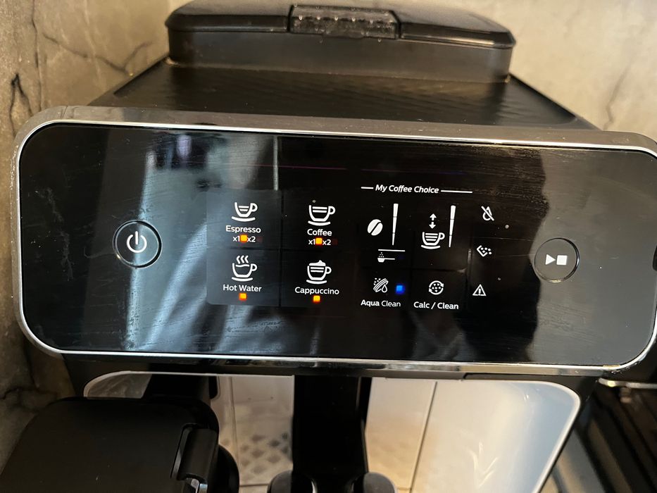 Кафемашина Philips LatteGo