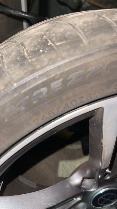 Cauciucuri 275/35/19  245/40/19 Noi