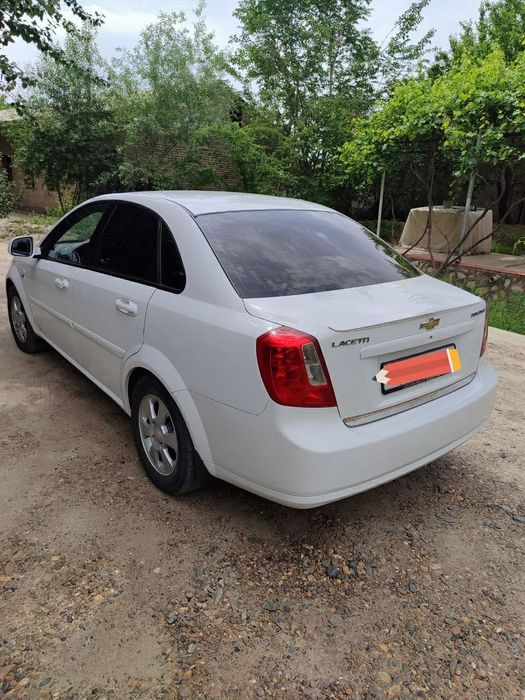 Жентра автомашинаси сотилади