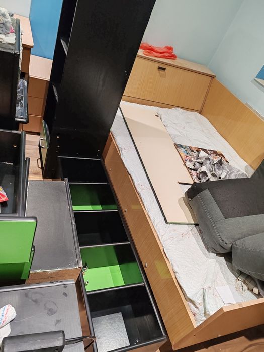 Продавам холна модулна секция