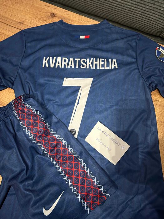 Reducere: Tricouri  Echipamente fotbal copii – Kvaratskhelia