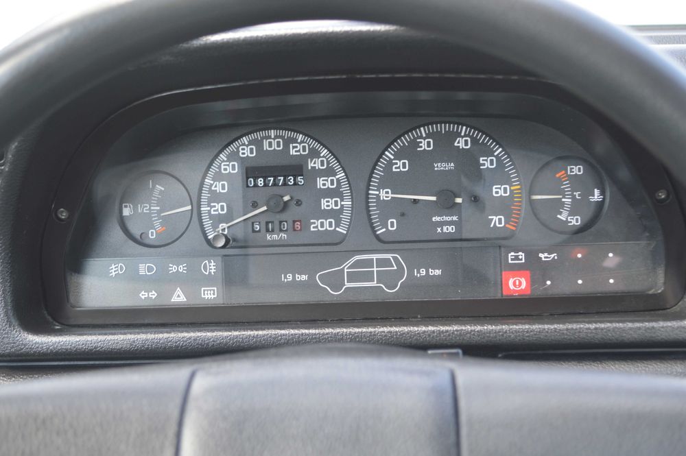 Fiat Uno 1.0 (1990) – Ретро автомобил с реални километри