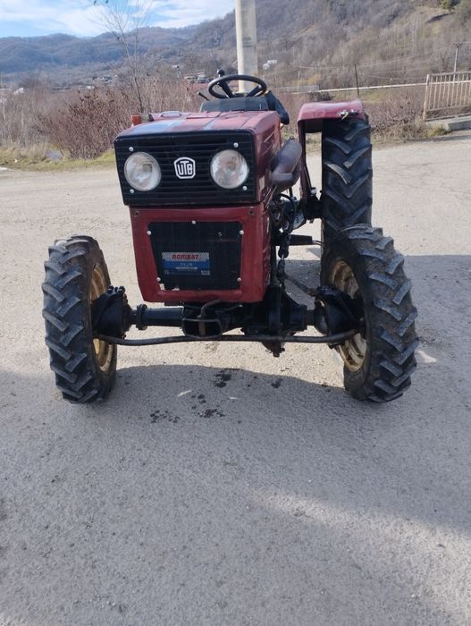 Vând tractor dt utb
