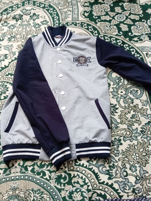 Продам вещи на подростка