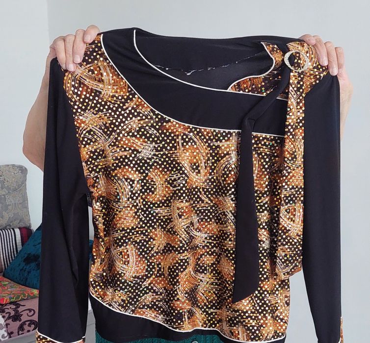 Платья,юбки,кофты,куртка плащ