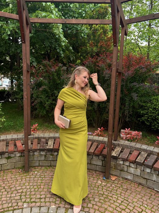 Елегантна рокля Trendyol Zara Avin Mango