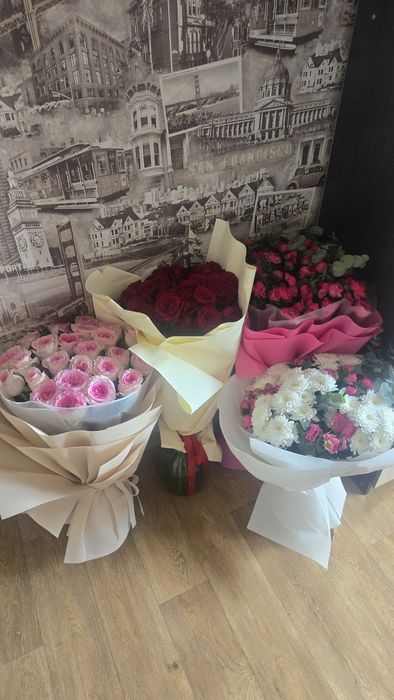 Цветы розы и др.