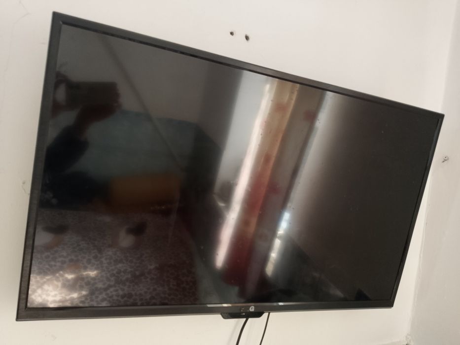 Продам телевизор