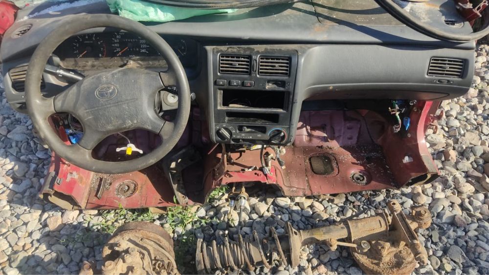 Продаю автозапчасти Карина Е