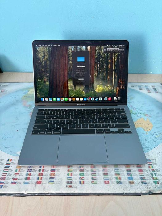 MacBook Air 13” 2020 Intel i5, 16GB RAM, Space Gray