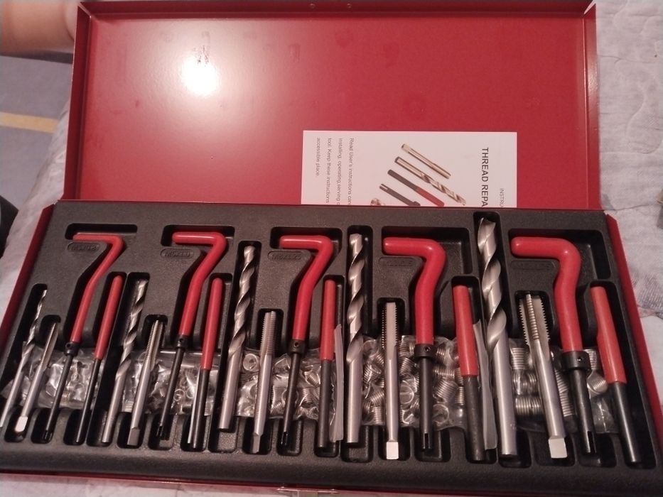 Продам набор метчики