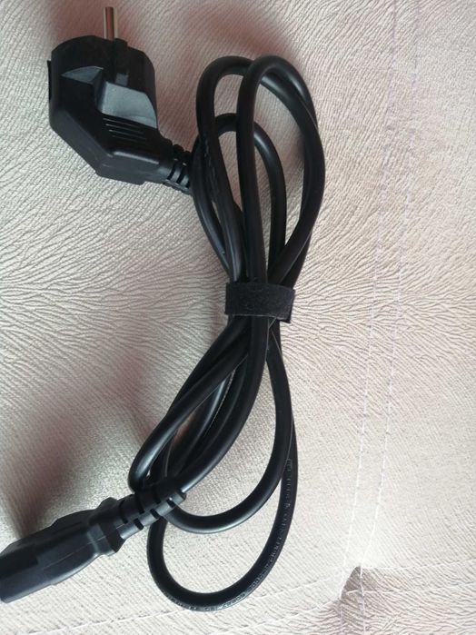 Продавам  BEHRINGER FCB 1010 midi foot controller