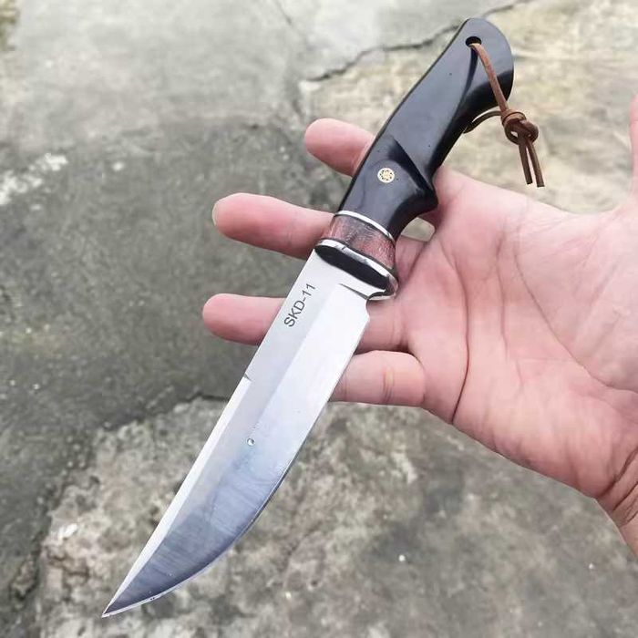 Ловен нож SKD-11 с красива кожена кания Стомана  8CR13MOV и абанос