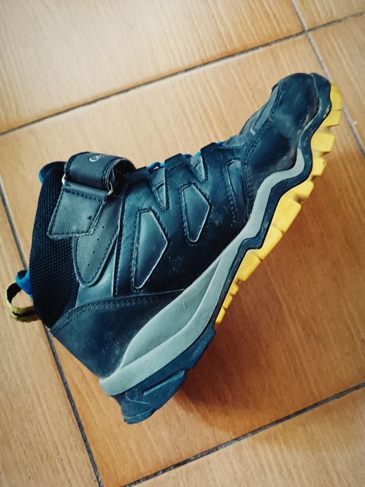 Детские оригинальные фирменные ботинки Geox