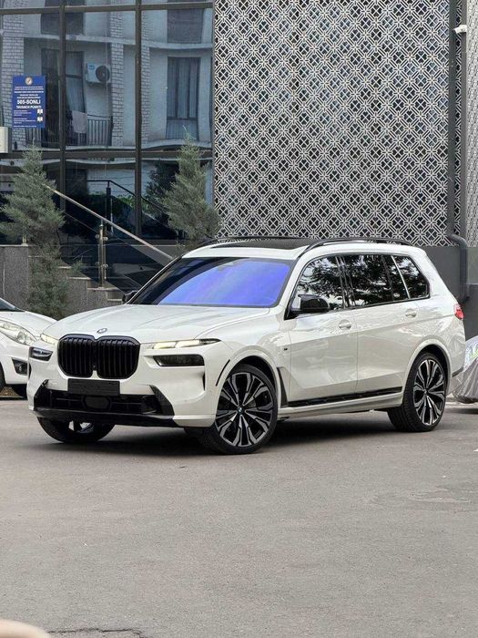 Sotuvda BMW X7 xDrive 40i