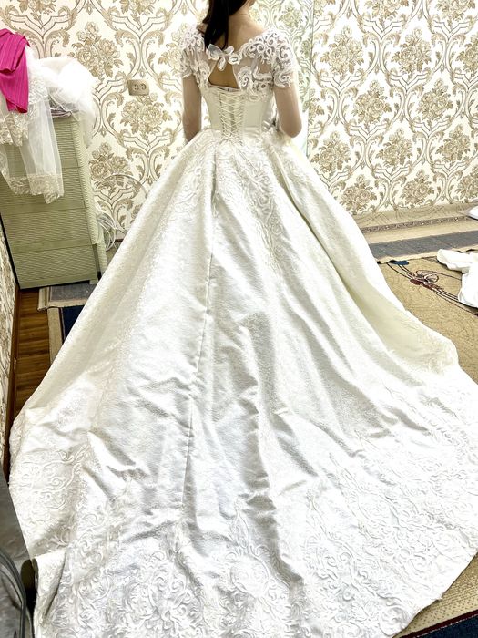 Свадебные платья.