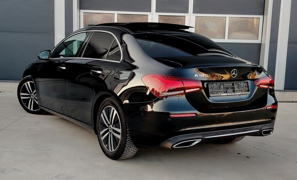 Mercedes A Class/Berlina/Automat/Faruri Led  /Incalzire/Camera/Trapa