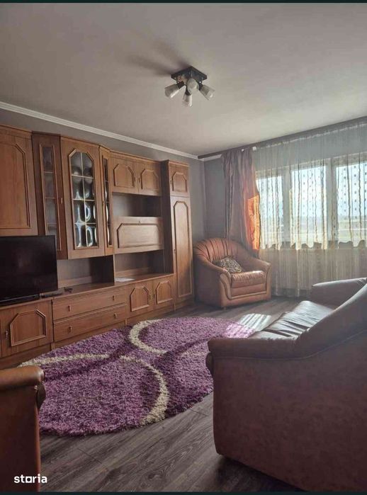 Vand apartament 2 camere , ultracentral, renovat ,utilat si mobilat