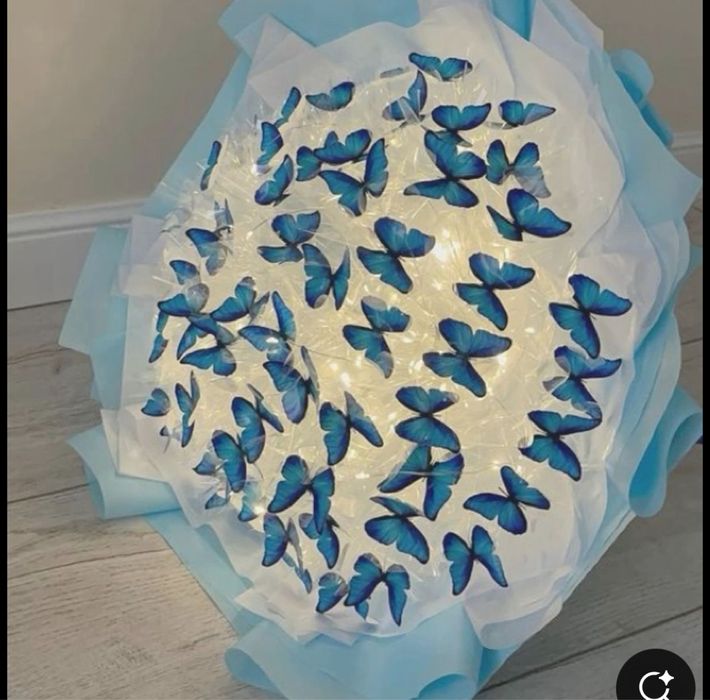 Букет из бабочек с доставкай