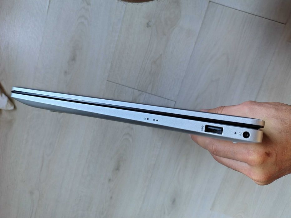 Laptop HP 17, Ryzen 7 5700U, RAM 16GB 3200Mhz, SSD 512GB, 17.3"