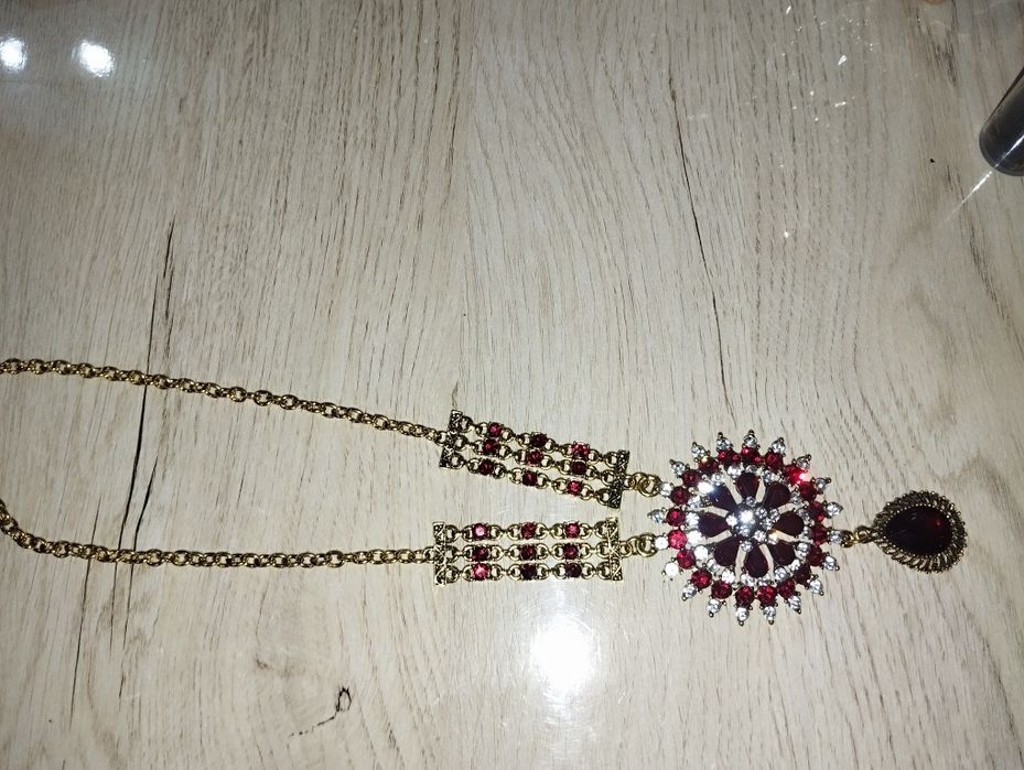 Quyida bujiteriyalar sotiladi. Komplektimizni narxi 180000 soʻm