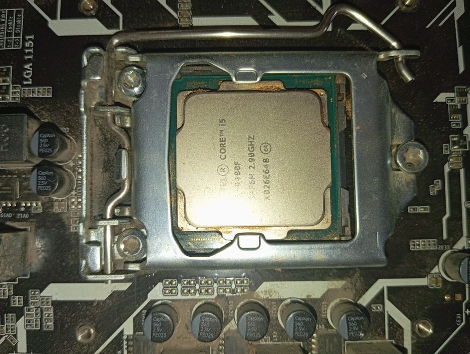 H310M + Intel Core i5-9400F + кулер
