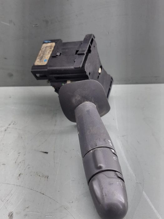 Maneta semnalizare 8200002460 Renault Laguna 2001 1.9 DCi MT (120 hp)